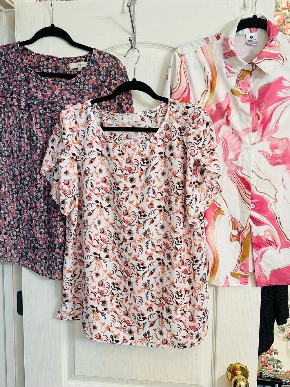 Ladies set of 3 blouses LOFT White & Pink Floral Square-Neck Blouse